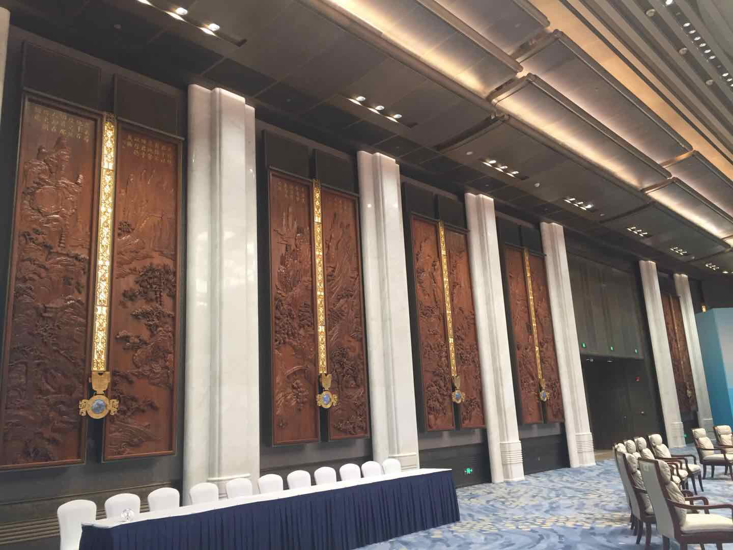 观摩上合组织青岛峰会精品工程